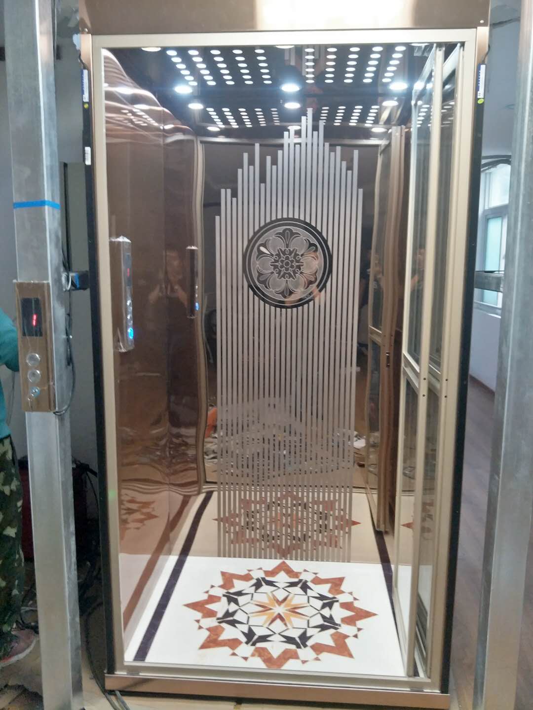 移動式升降機